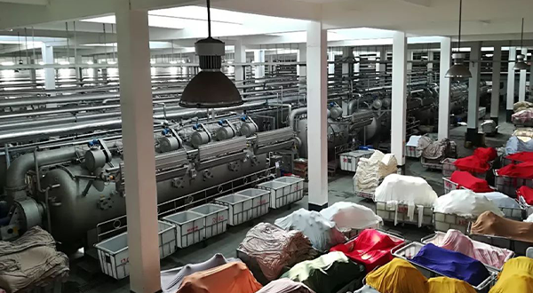 染色廠廢水處理-青島樂中環(huán)?？萍加邢薰? /> 
</p>
<p>
	<br />
</p>
<p>
	<br />
</p>
<p>
	<span style=