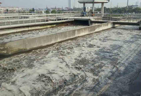 處理工業(yè)廢水加什么藥劑？（工業(yè)廢水處理技術(shù)）