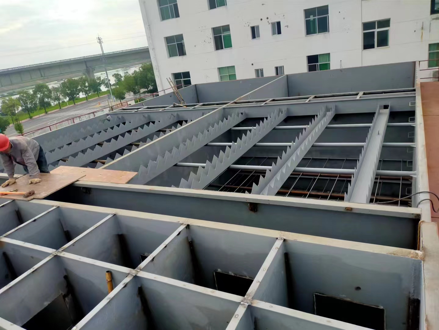 一體化凈水器性能優(yōu)點(diǎn)主要有哪些？